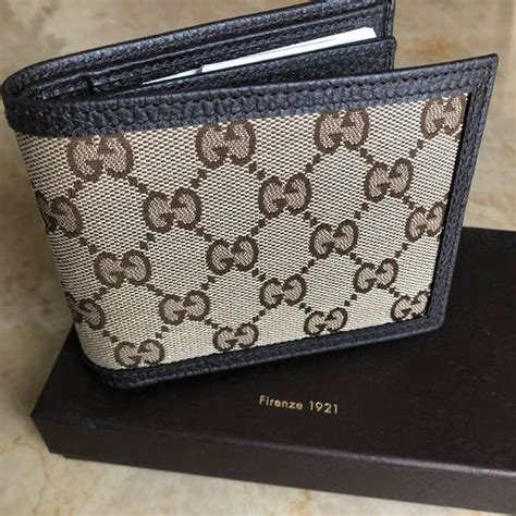 gucci mens trifold wallet|Gucci slim wallet for men.